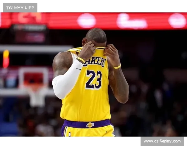 詹姆斯谈转型:更愿为队友创造机会,得分纪录非首要目标